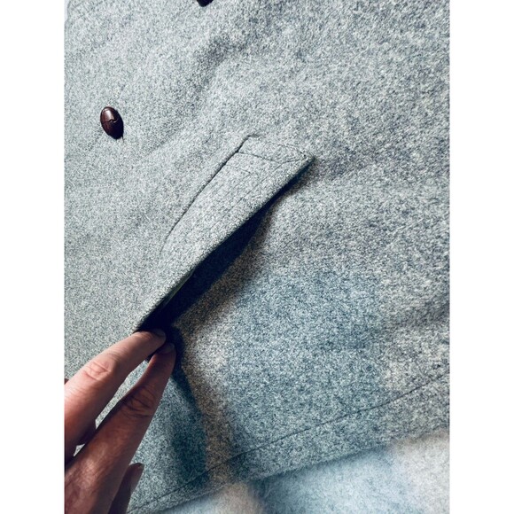 Zero King Men’s Gray Wool Dress Coat Jacket Size 40 - Vintage Wood Buttons Lined - Picture 5 of 14